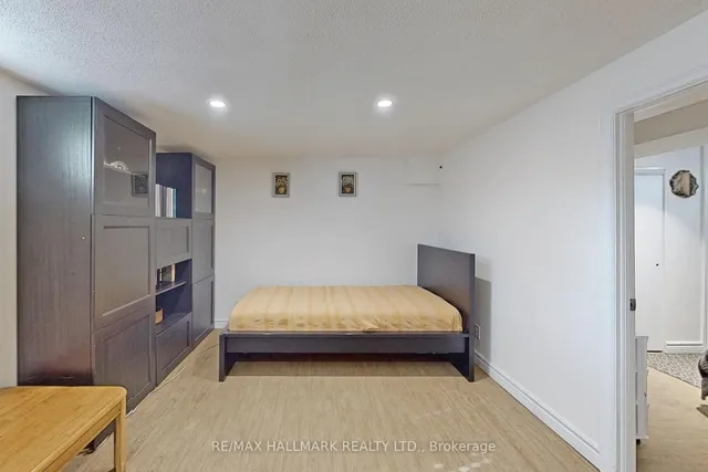 Additional image 19 of 21 Enfield Ave