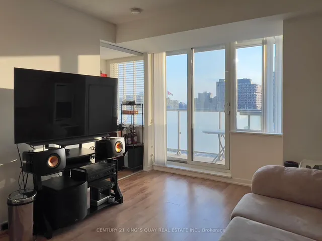 Additional image 5 of 20 Joe Shuster Way Unit 916