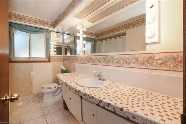 Additional image 29 of 13 Marketa Cres