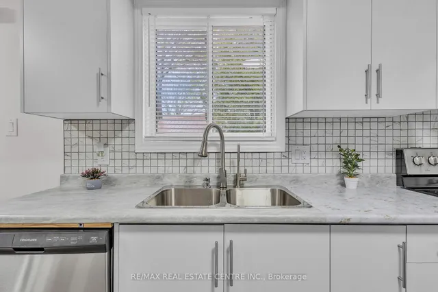 Additional image 16 of 88 Baird Ave