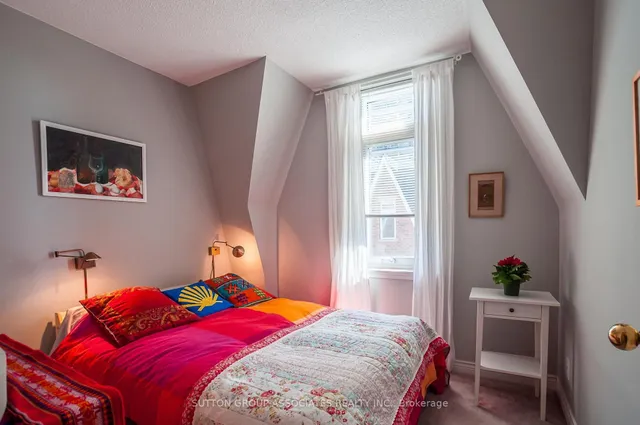 Additional image 17 of 100 Redpath Ave Unit 28