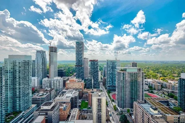 Additional image 24 of 161 Roehampton Ave Unit 4111