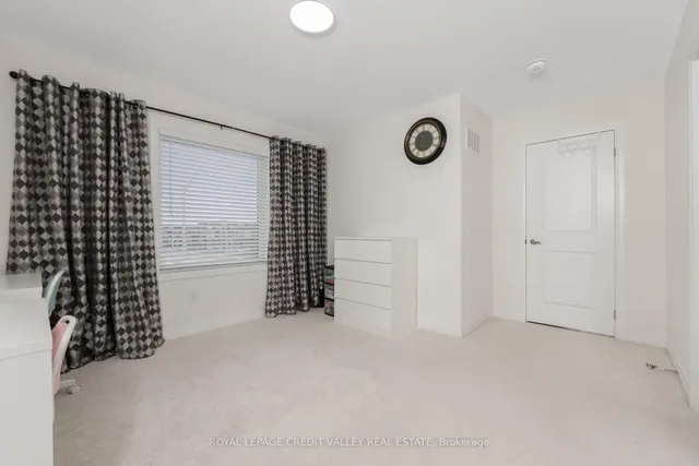 Additional image 26 of 96 Yale Dr