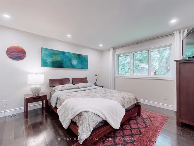 Additional image 20 of 1846 Steepbank Cres