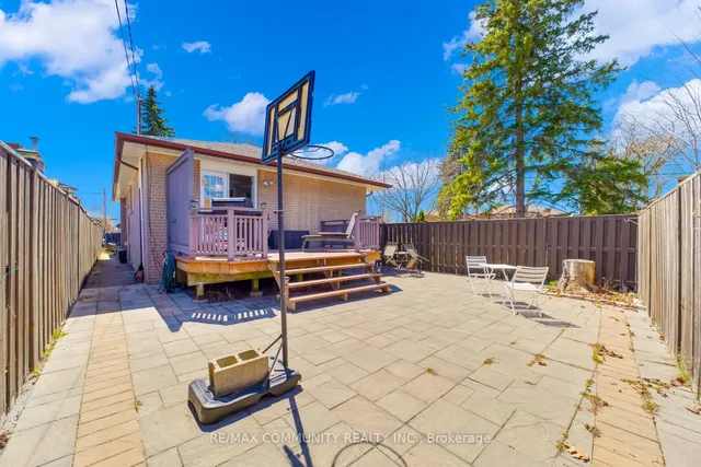 Additional image 34 of 103 Packard Blvd