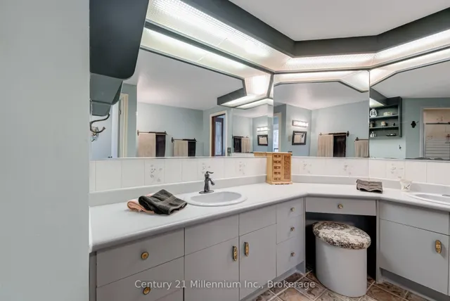 Additional image 25 of 300 Taylor Rd