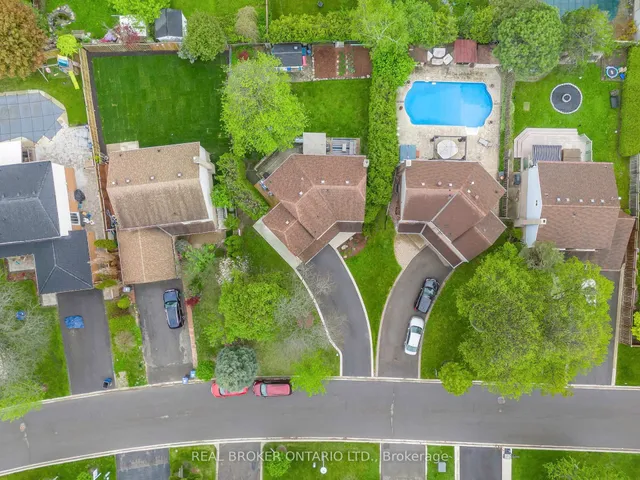 Additional image 35 of 40 Montcalm Pl