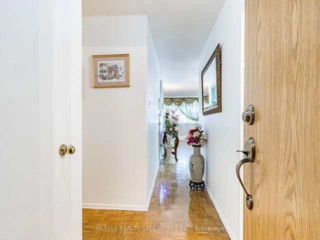 Additional image 11 of 4 Lisa St Unit 610