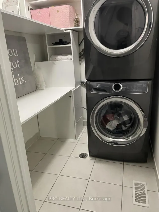 Additional image 15 of 1142 Duignan Cres