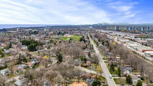 Additional image 44 of 83 Allister Ave