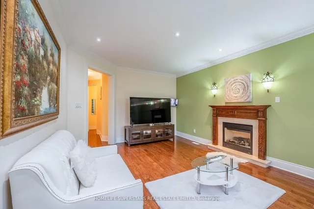 Additional image 19 of 21 Upperlinks Dr