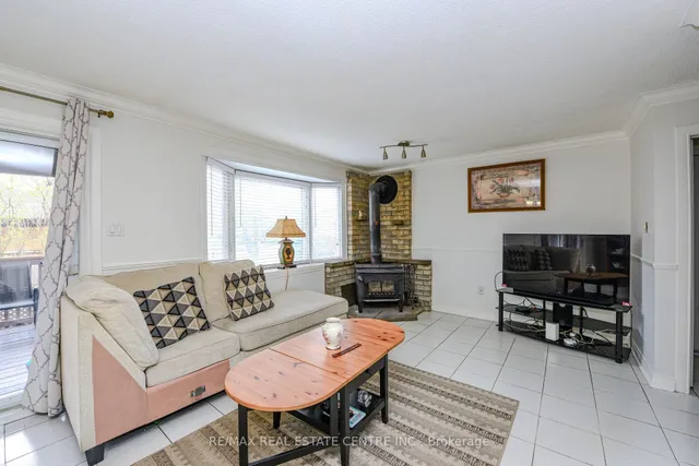 Additional image 10 of 2 Charters Rd