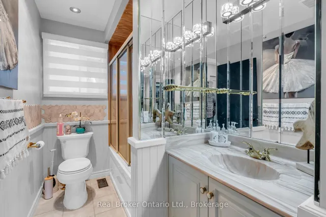 Additional image 17 of 692 Woodview Rd