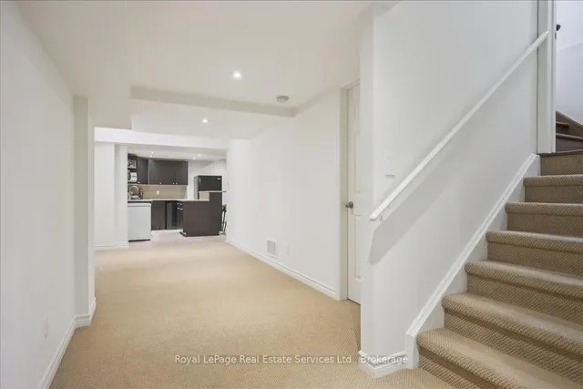 Additional image 31 of 4737 Deforest Cres