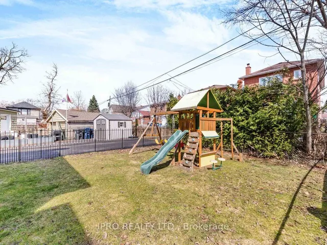 Additional image 27 of 33 Everett Cres