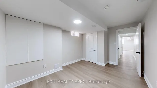 Additional image 44 of 77 Commodore Dr