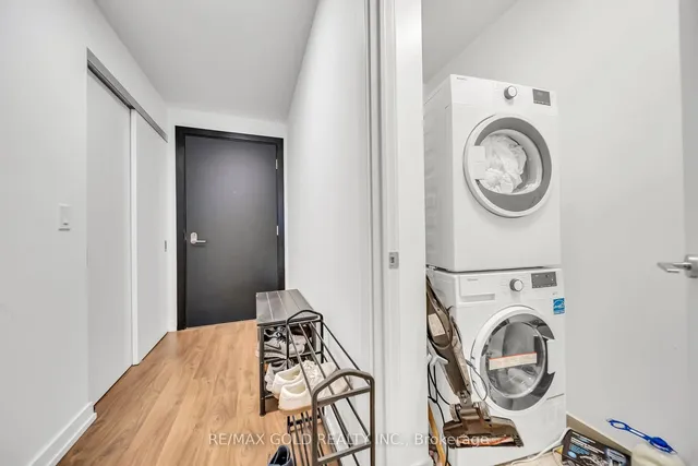 Additional image 6 of 15 Wellington St Unit 2905