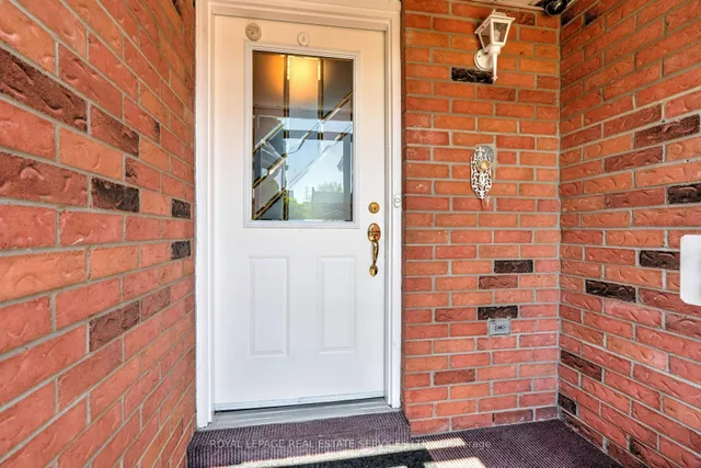 Additional image 3 of 2053 Deer Run Ave