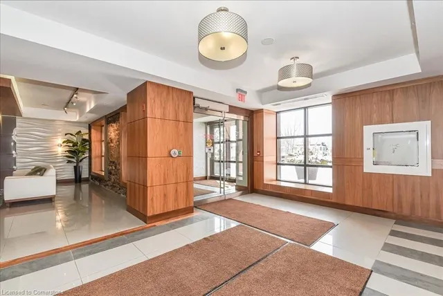 Additional image 3 of 112 Benton St Unit 317