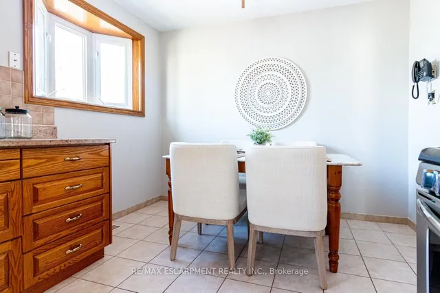 Additional image 19 of 16 Billington Cres