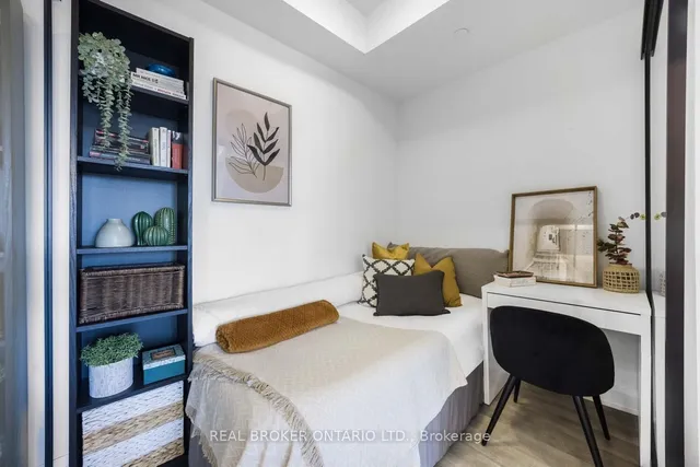 Additional image 20 of 2369 Danforth Ave Unit 210