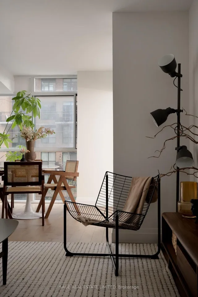 Additional image 3 of 801 King St Unit 420