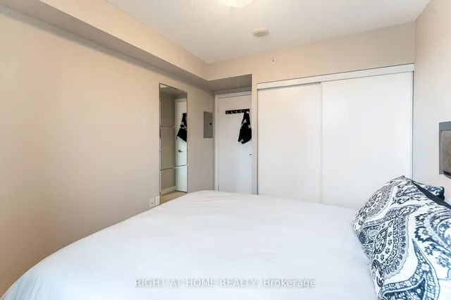 Additional image 31 of 5740 Yonge St Unit 1010