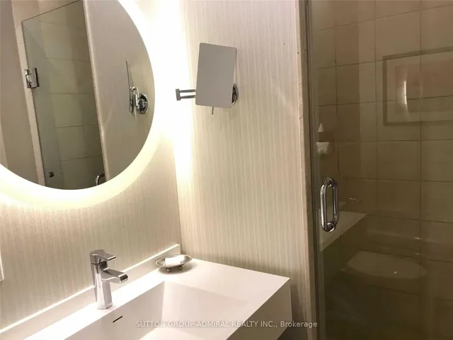 Additional image 6 of 1 King St Unit 1009