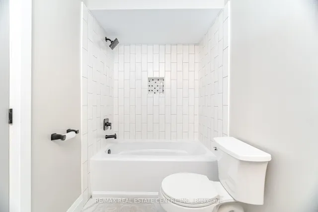 Additional image 4 of 1587 Dewberry Cres