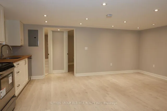 Additional image 49 of 17 Grafton Ave