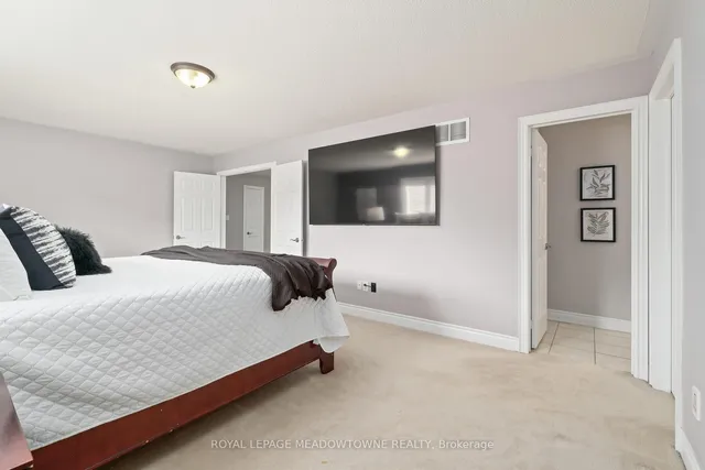 Additional image 25 of 5 Beacon Hill Dr