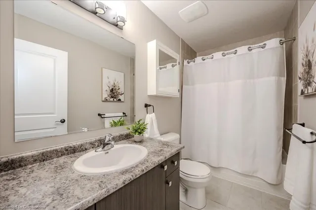 Additional image 25 of 504 Netherwood Cres