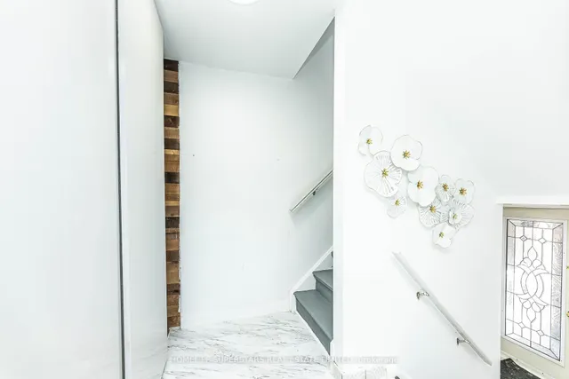 Additional image 35 of 13 Thistle Down Blvd