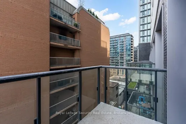 Additional image 29 of 158 Front St Unit 706