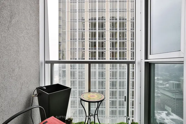 Additional image 9 of 1 Yorkville Ave Unit 4902