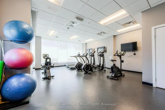 Additional image 34 of 457 Plains Rd Unit 109