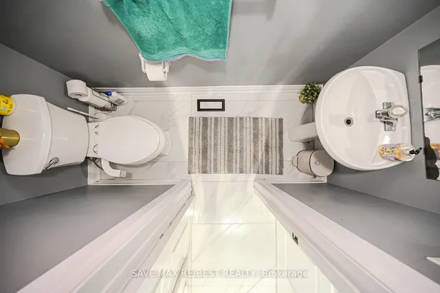 Additional image 22 of 29 Baccarat Cres