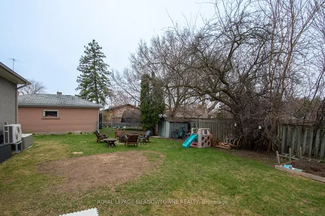 Additional image 35 of 137 Wakefield Rd