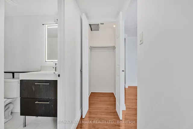 Additional image 19 of 55 Centre Ave Unit 1607