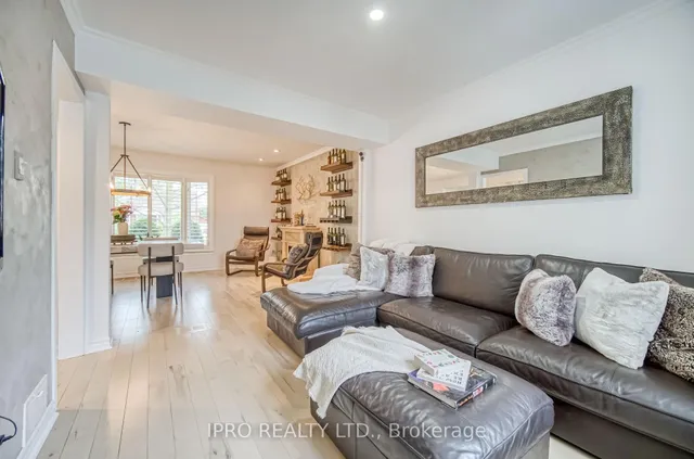 Additional image 16 of 92 Delma Dr