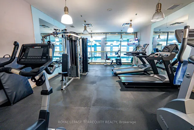 Additional image 36 of 23 Hollywood Ave Unit 3308