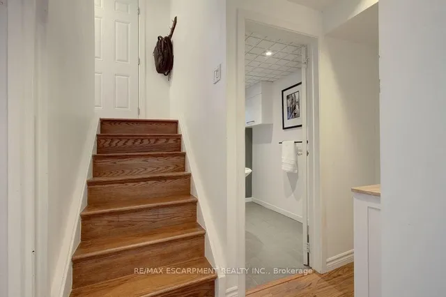 Additional image 16 of 2297 BARCLAY Rd