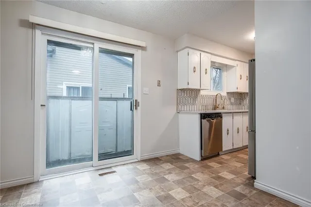 Additional image 31 of 231 Heritage Dr