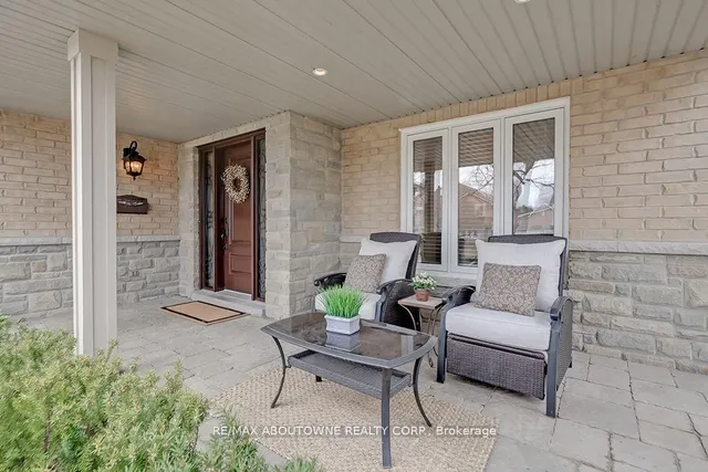 Additional image 2 of 393 CLAREMONT Cres