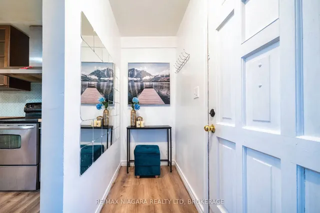 Additional image 5 of 225 West 2nd St