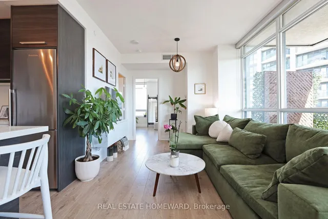 Additional image 6 of 36 Park Lawn Ave Unit 810