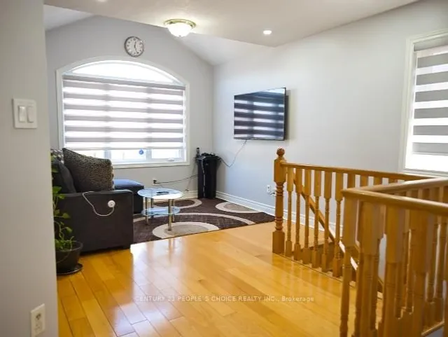 Additional image 40 of 8 Bayridge Dr