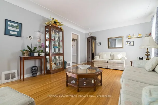 Additional image 7 of 773 Queensdale Ave