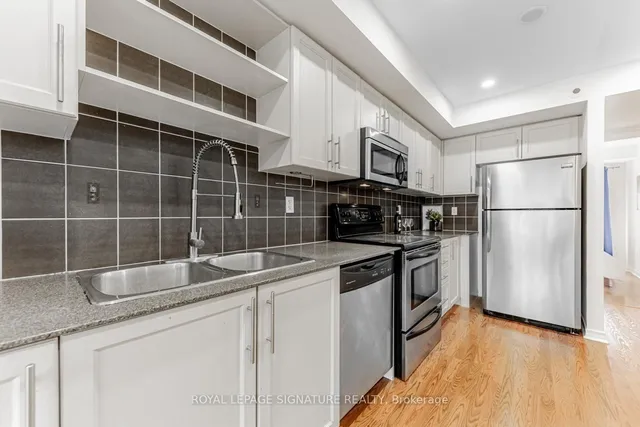 Additional image 8 of 817 Dundas St Unit 5