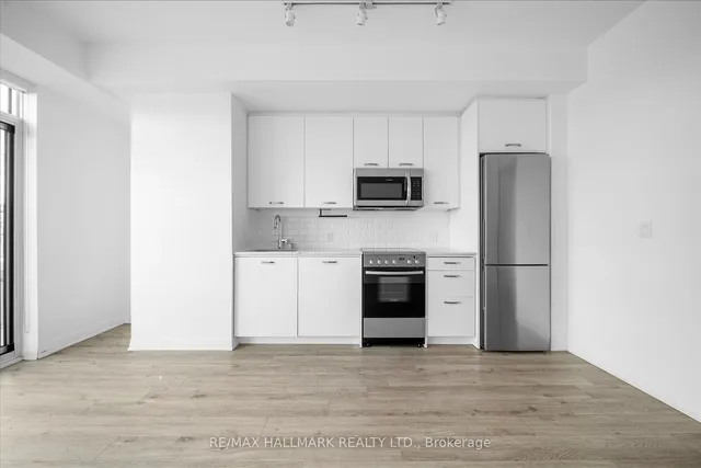 Additional image 8 of 1630 Queen St Unit 405